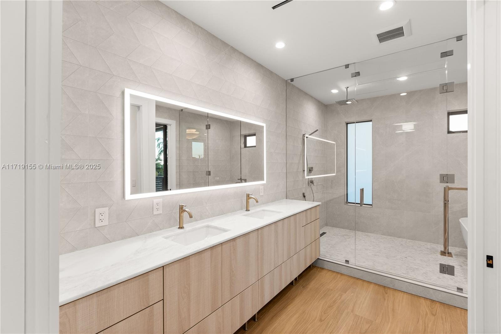 MILLER TOWNHOME CONDO - Residential