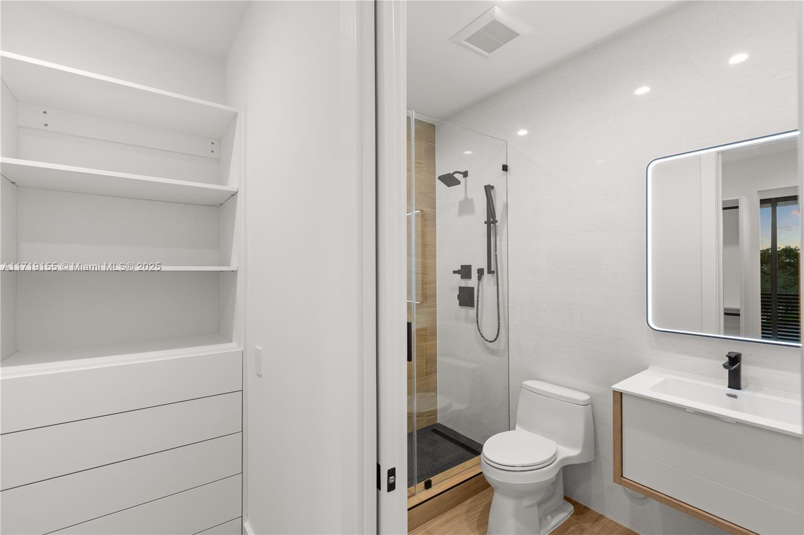 MILLER TOWNHOME CONDO - Residential