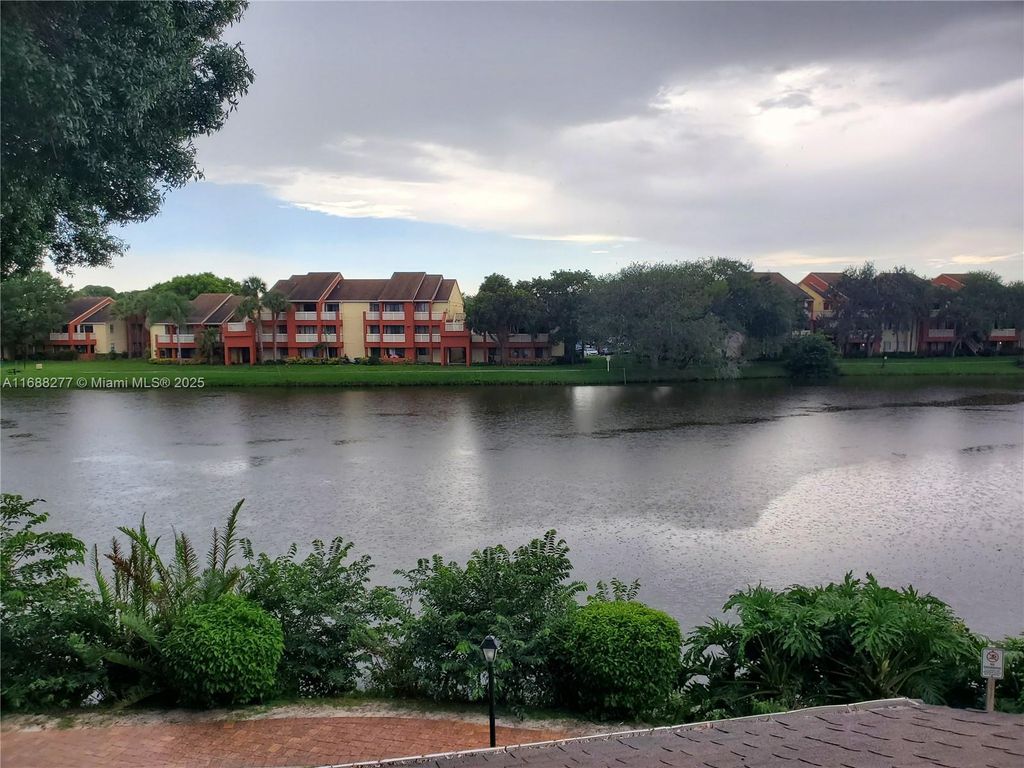 Photo of 2313 N Congress Ave #36, Boynton Beach, FL 33426 (MLS # A11688277)