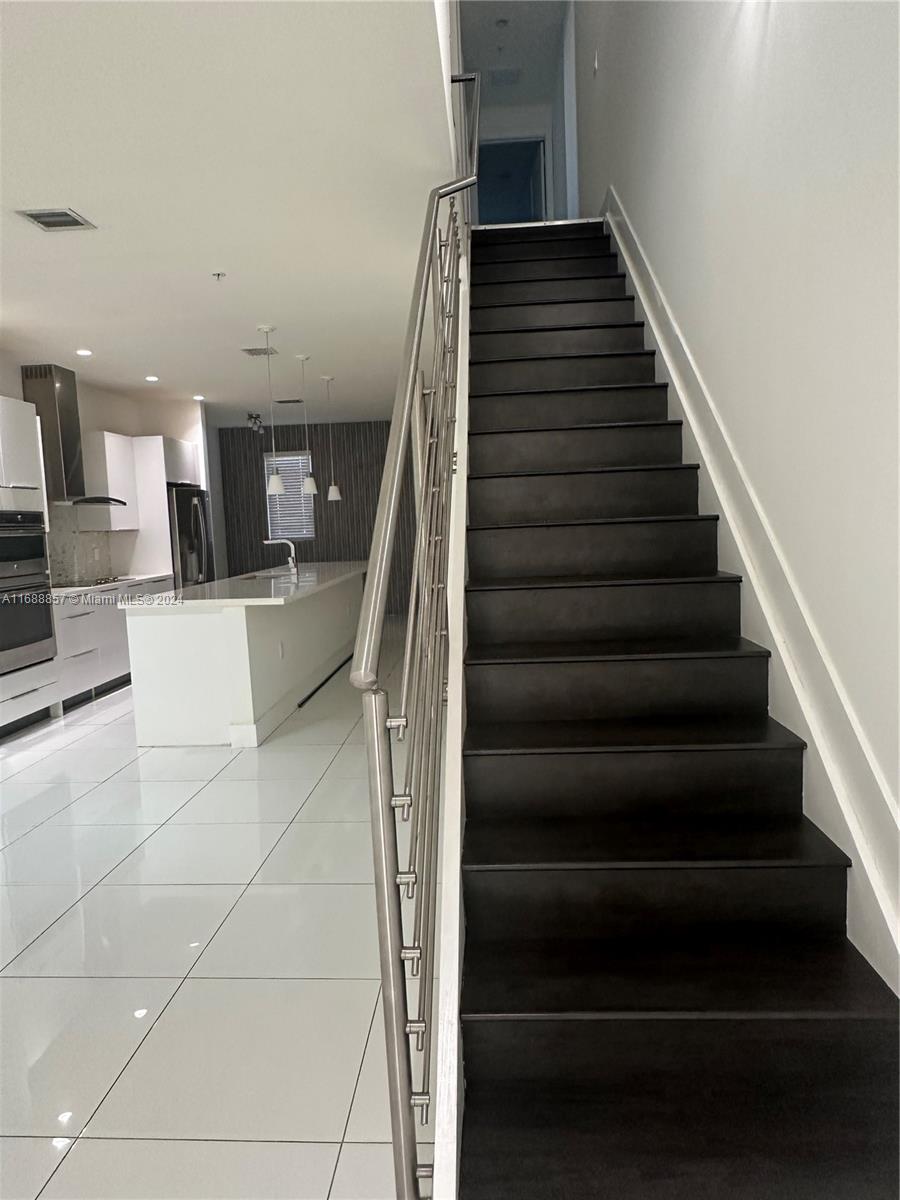 LANDMARK AT DORAL CONDO - Residential Lease