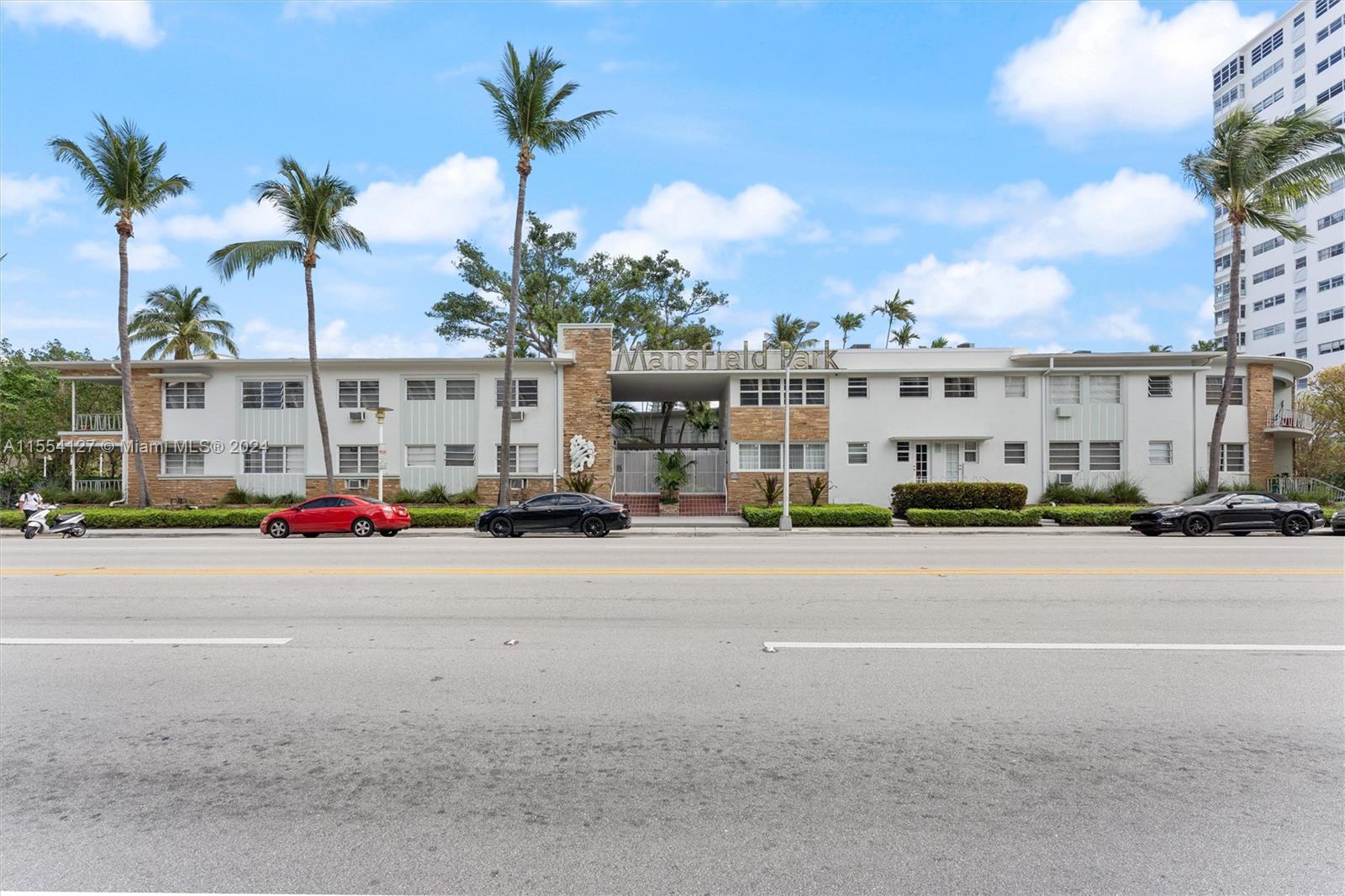 Property for Sale at 1925 Washington Ave 21, Miami Beach, Miami-Dade County, Florida - Bedrooms: 1 
Bathrooms: 1  - $224,900