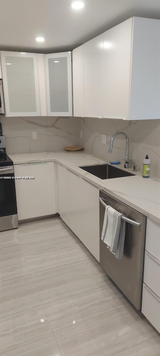 COASTAL TOWERS CONDO - Residential Lease