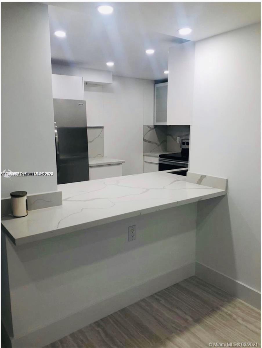 COASTAL TOWERS CONDO - Residential Lease