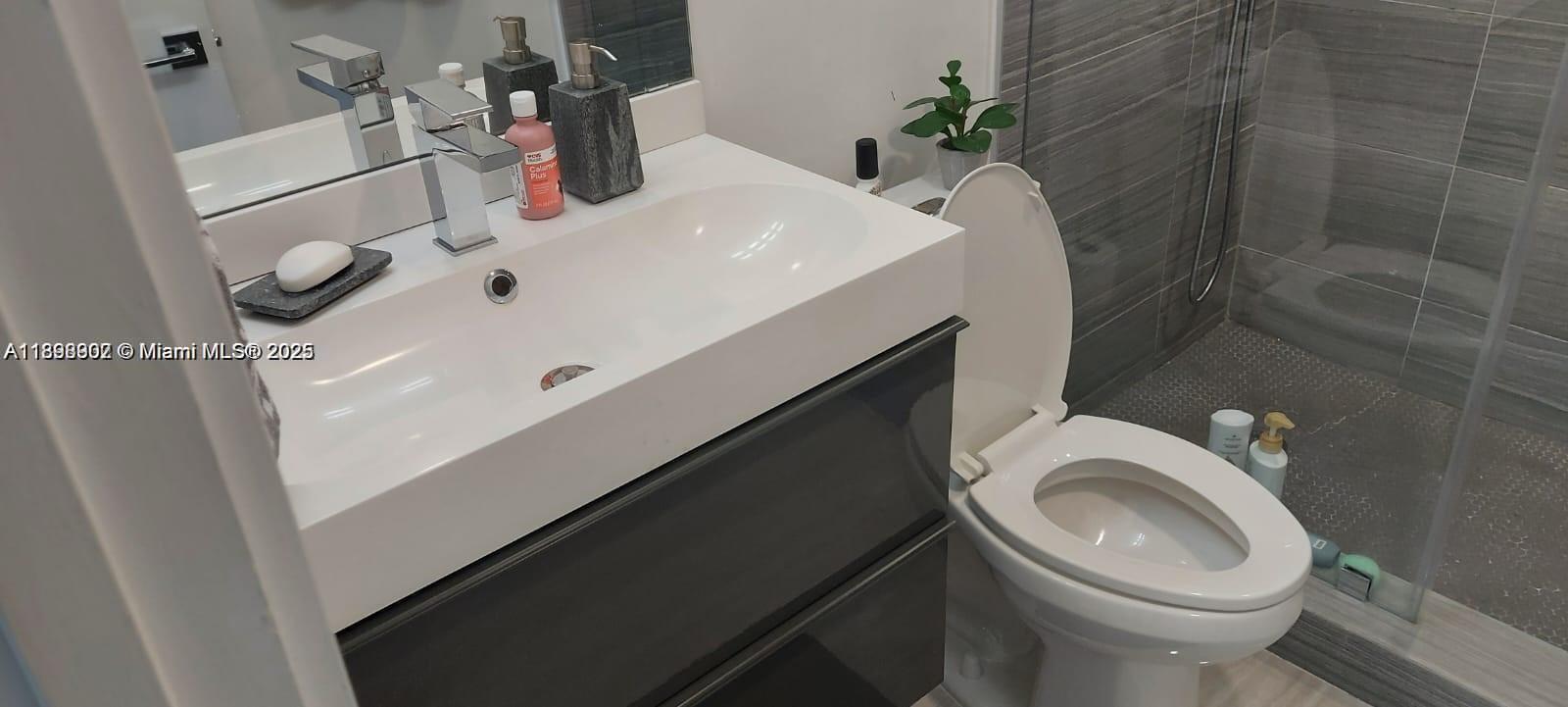 COASTAL TOWERS CONDO - Residential Lease