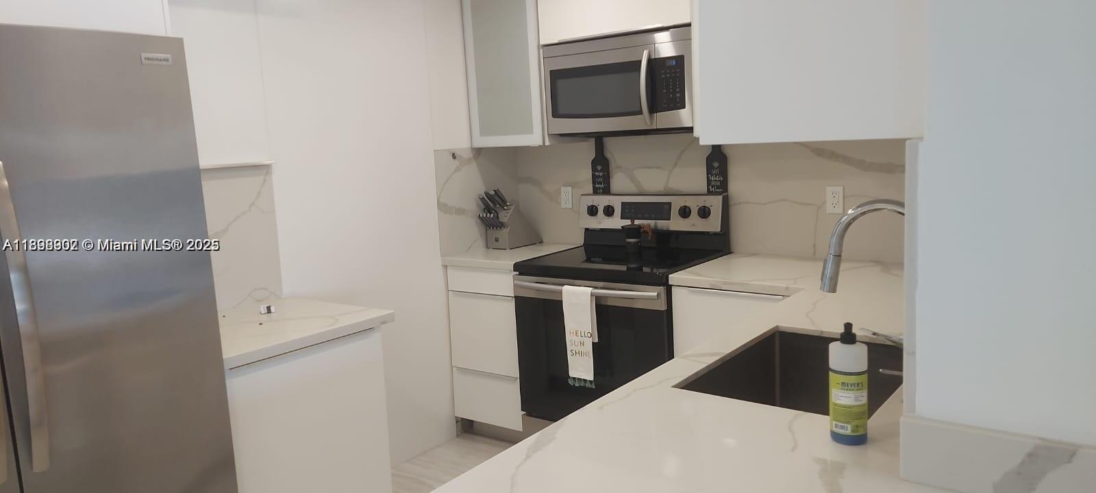 COASTAL TOWERS CONDO - Residential Lease