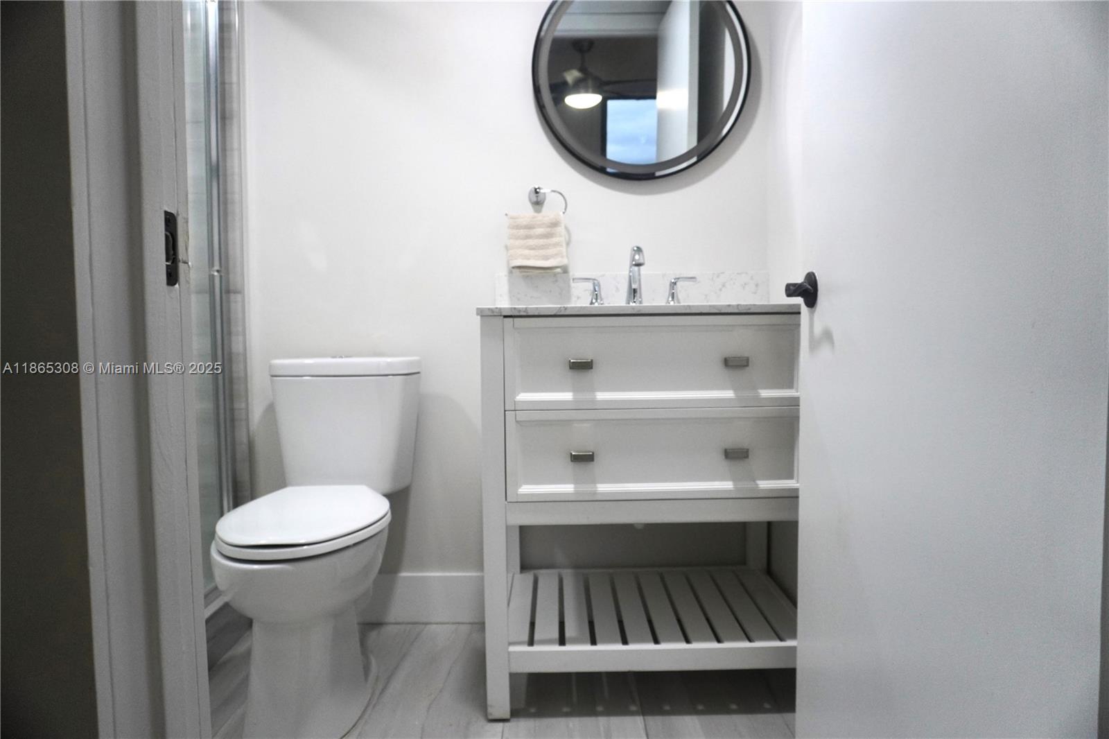 36 OF PALM SPRINGS 3 COND - Residential