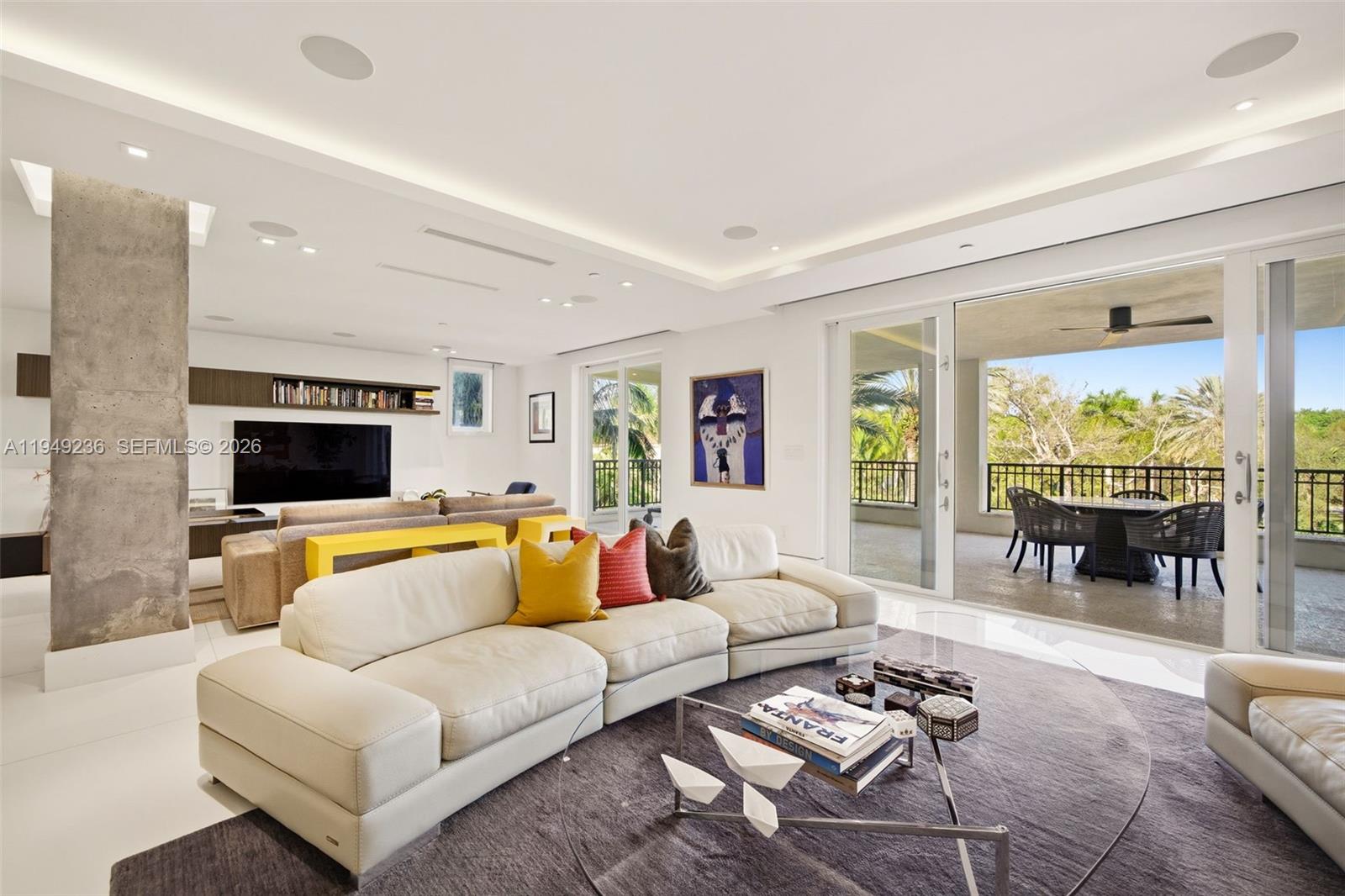 RESIDENCES AT VIZCAYA - Residential