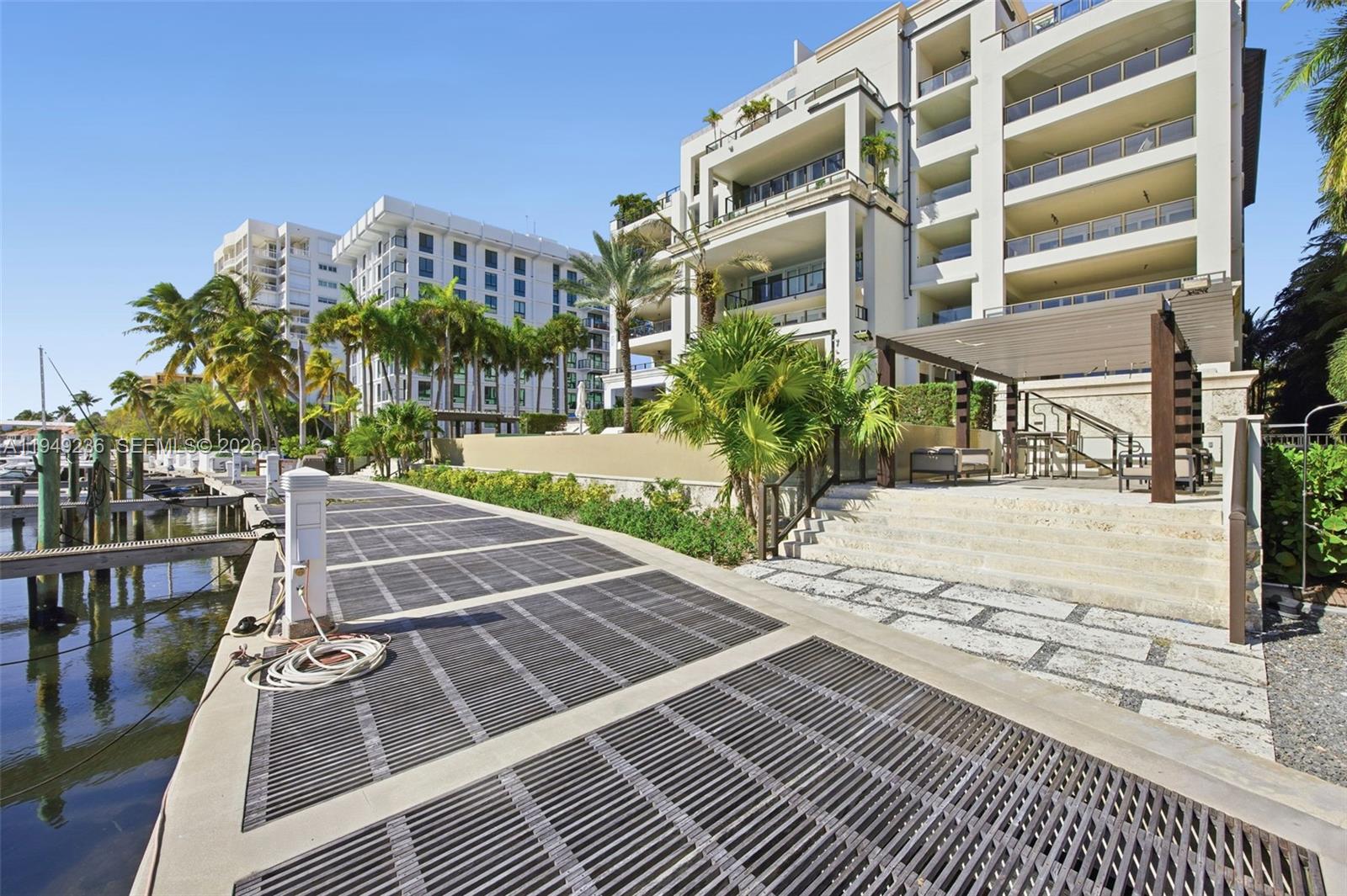 RESIDENCES AT VIZCAYA - Residential