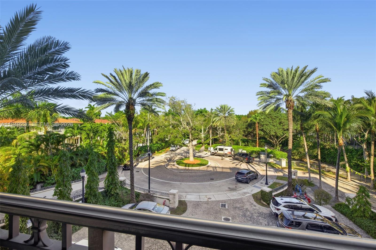 RESIDENCES AT VIZCAYA - Residential