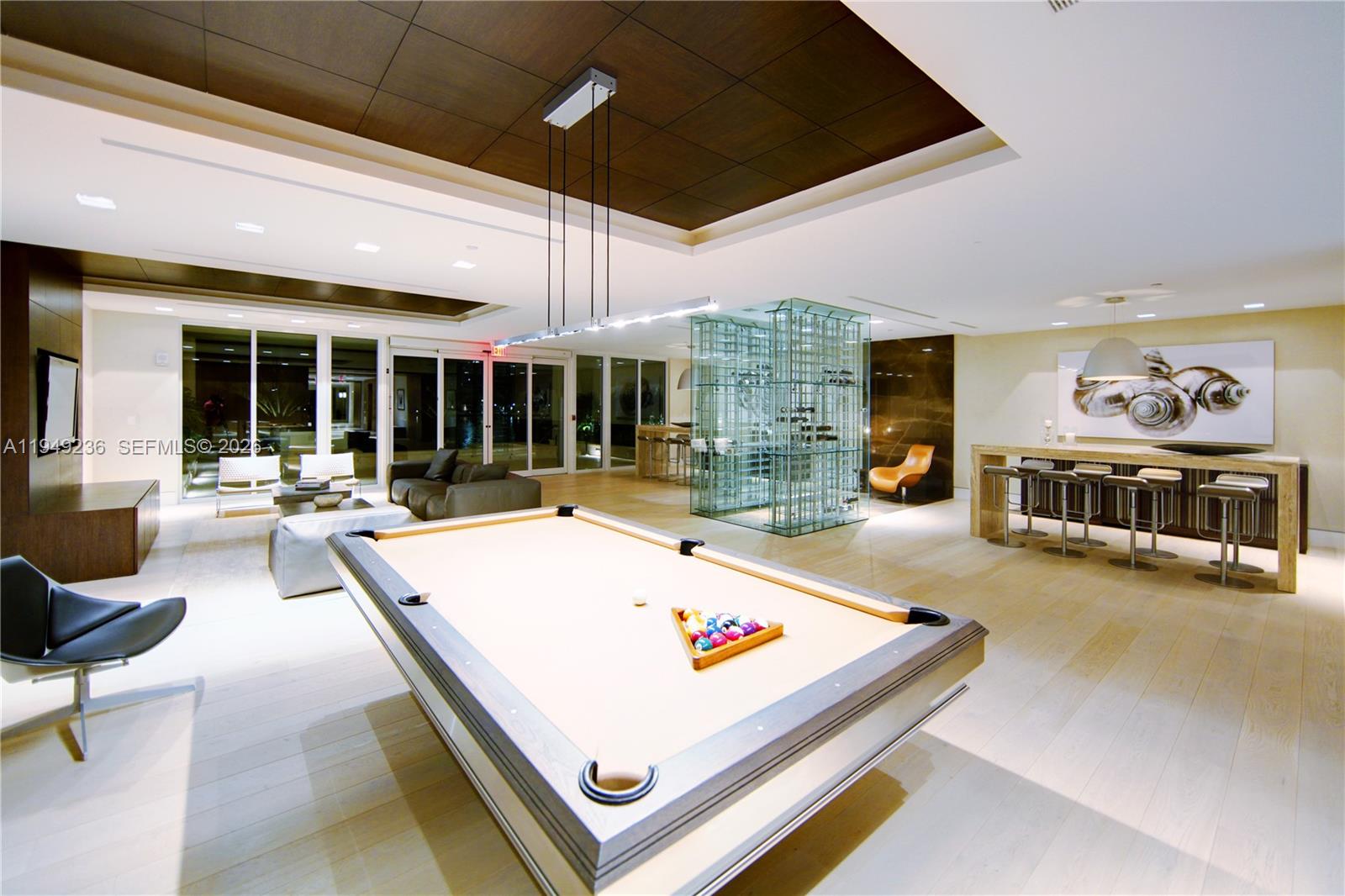 RESIDENCES AT VIZCAYA - Residential