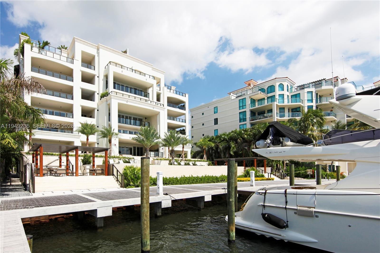 RESIDENCES AT VIZCAYA - Residential