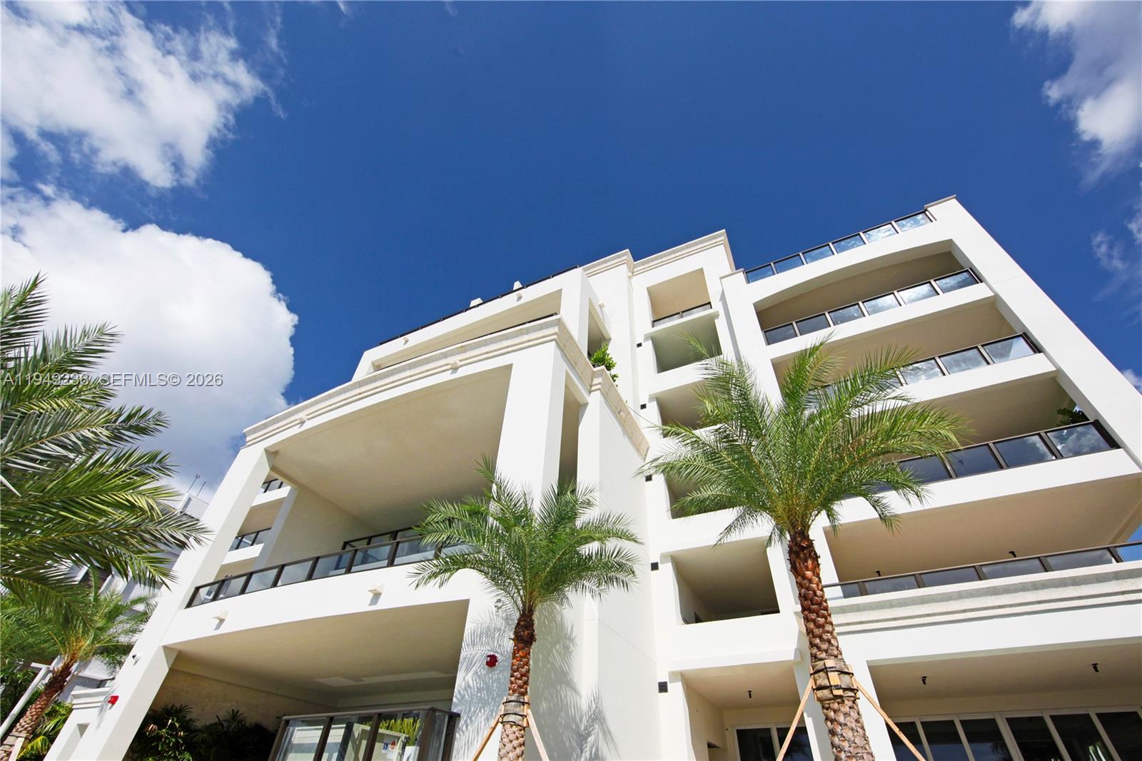 RESIDENCES AT VIZCAYA - Residential