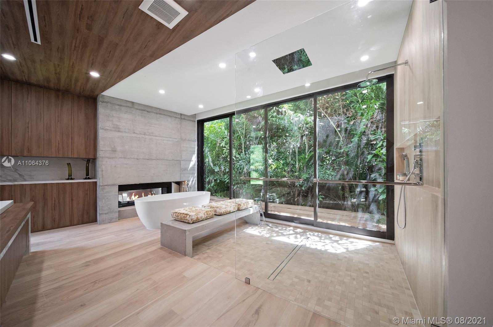 BRICKELLS FLAGLER - Residential