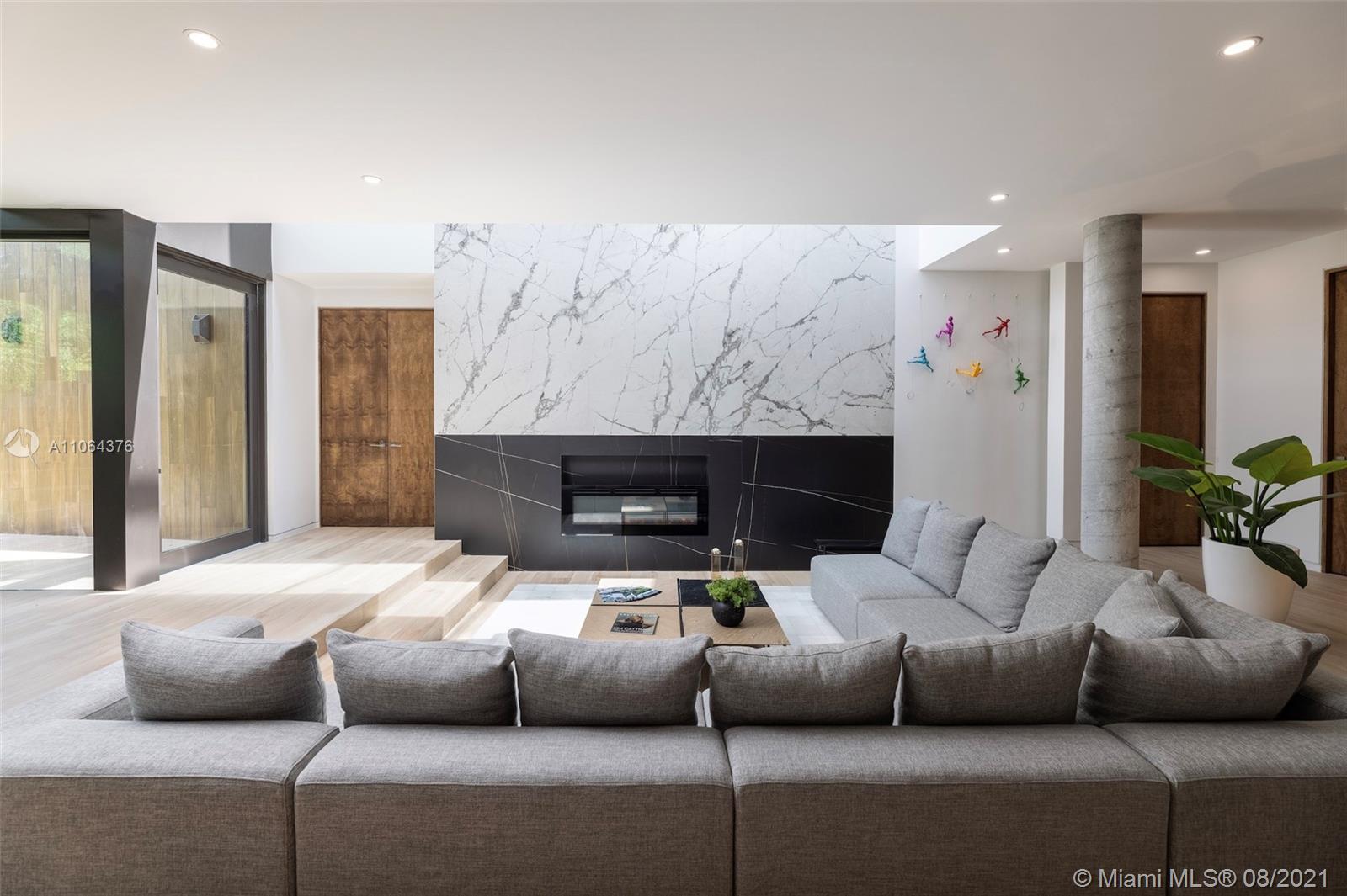 BRICKELLS FLAGLER - Residential