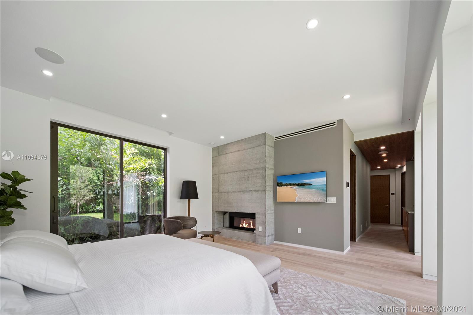 BRICKELLS FLAGLER - Residential