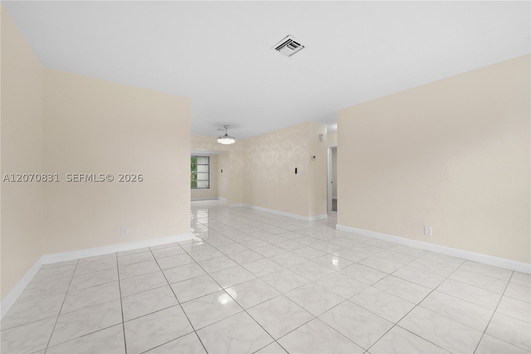 3561 NW 41st St