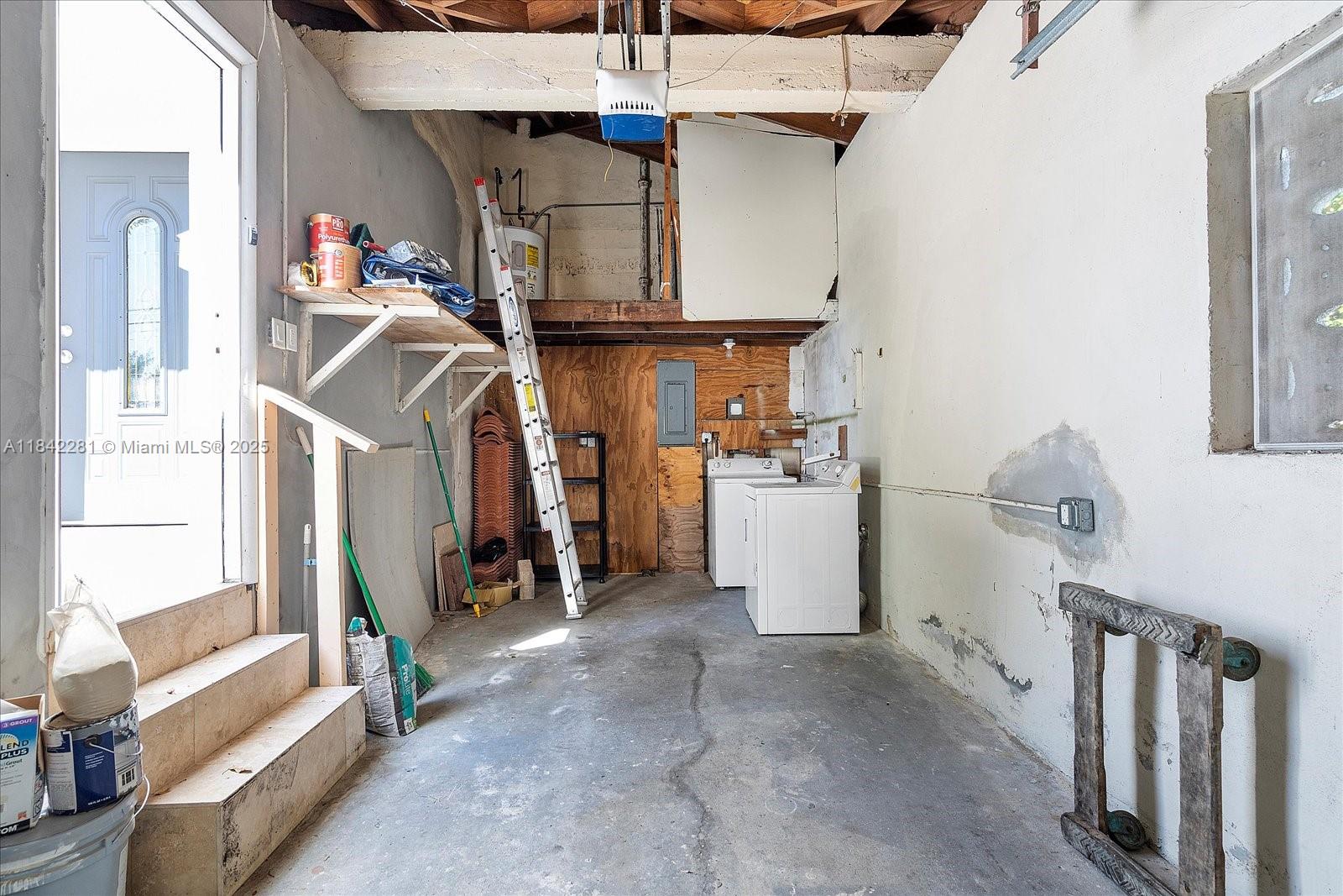 SECOND AMD PLAT OF NORMAN - Residential Lease