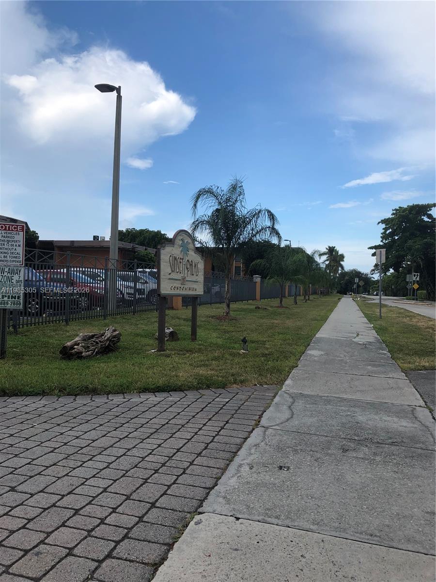 SUNSET PALMS EAST CONDO - Residential Lease