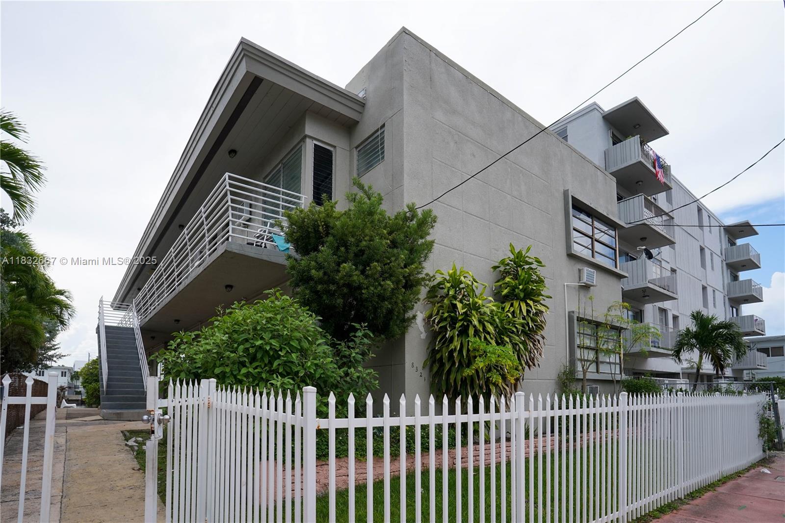 BISCAYNE BCH SUB - Residential Income