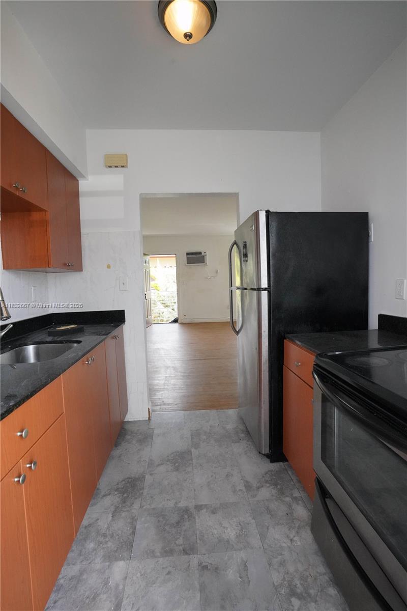 BISCAYNE BCH SUB - Residential Income