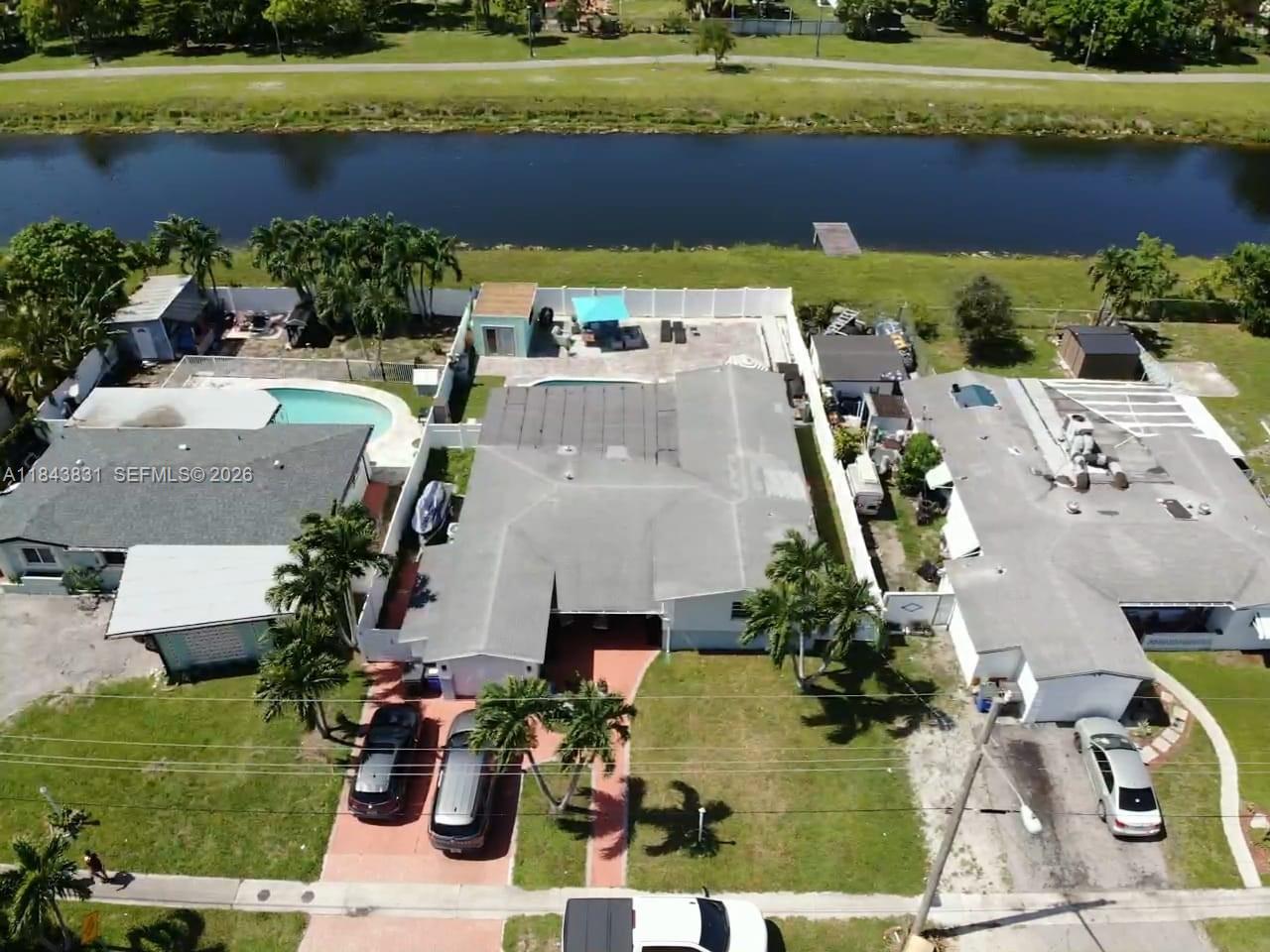 LAUDERDALE LAKES NORTH GA - Residential
