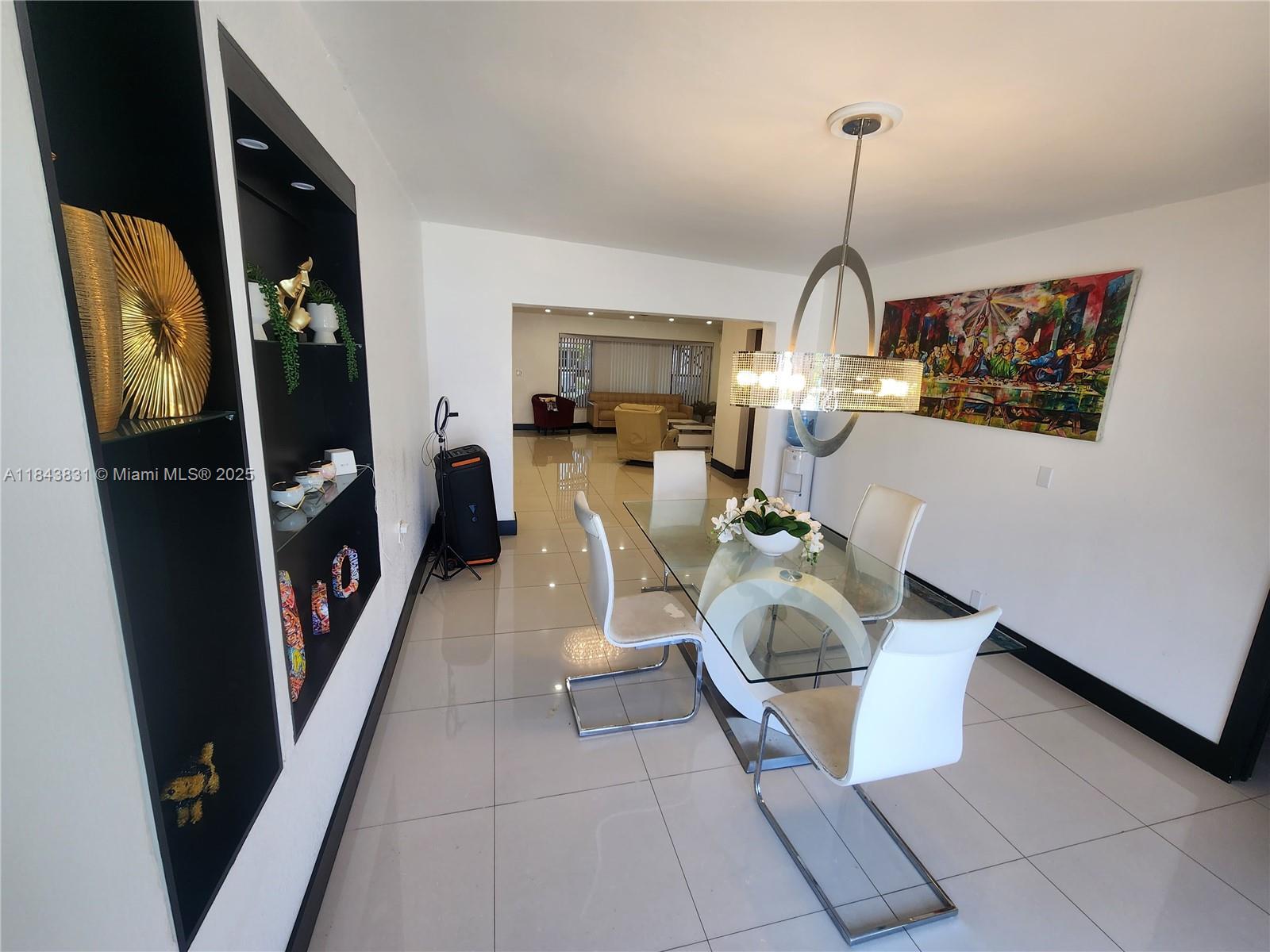 LAUDERDALE LAKES NORTH GA - Residential