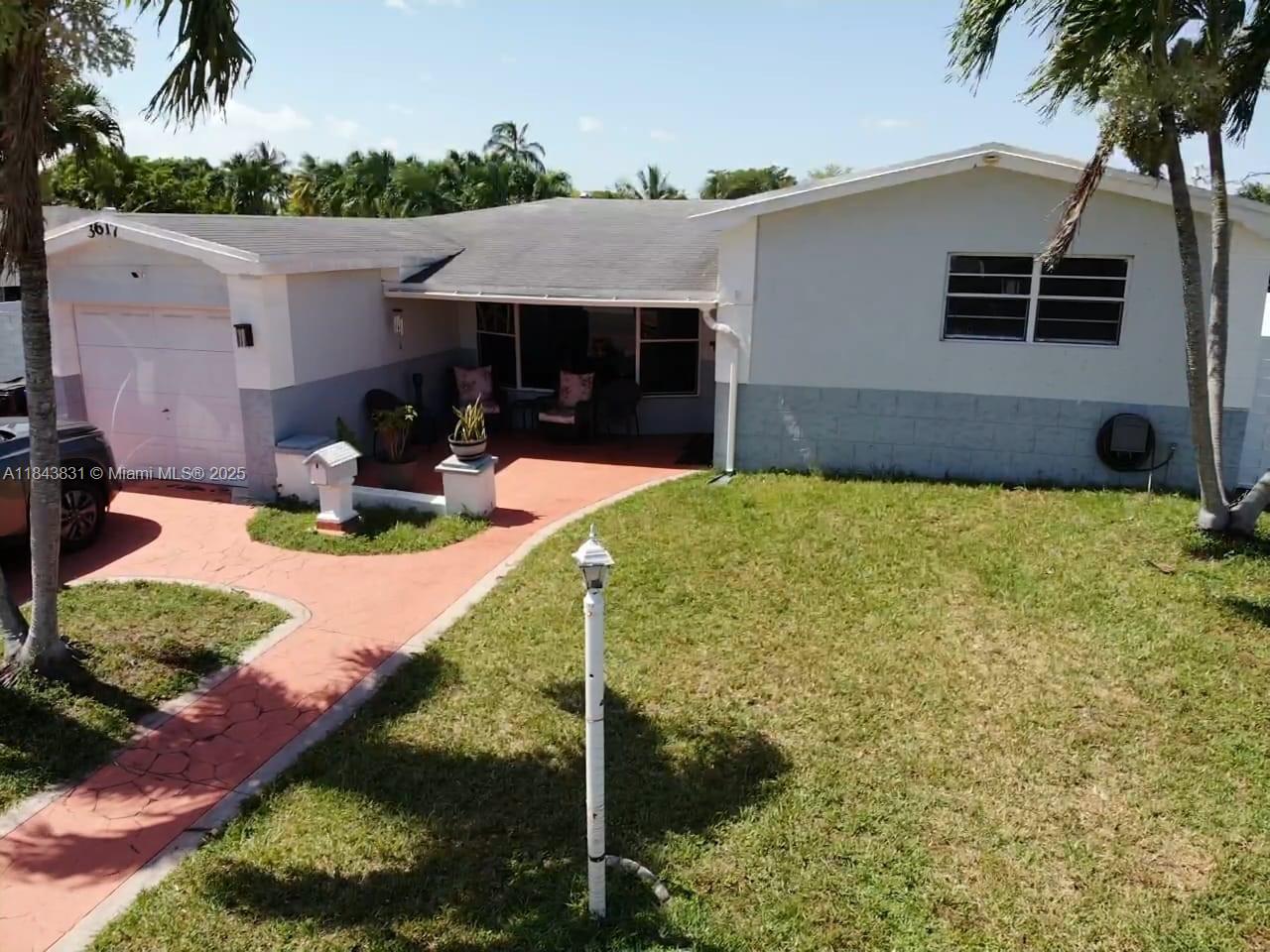 LAUDERDALE LAKES NORTH GA - Residential