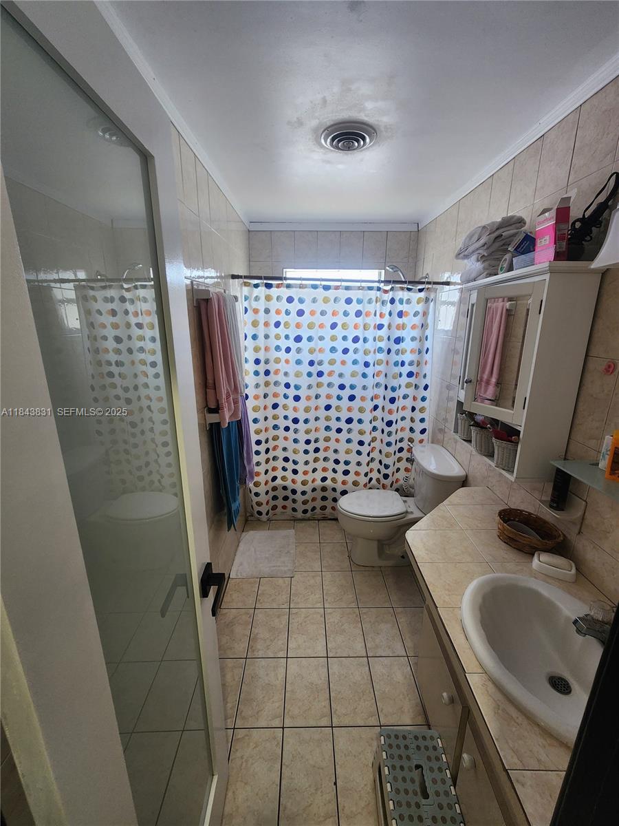 LAUDERDALE LAKES NORTH GA - Residential