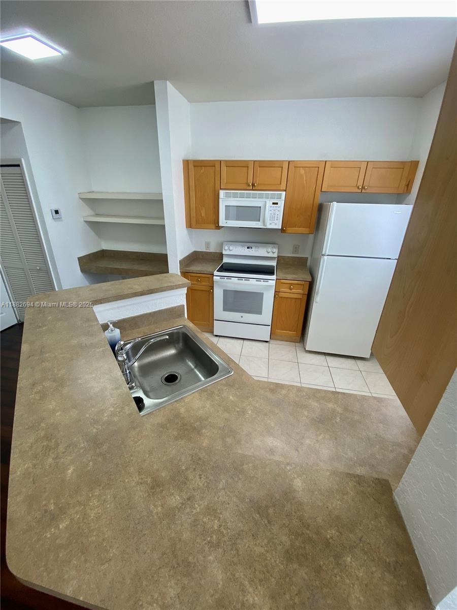 RESIDENCES AT LEGACY PLAC - Residential
