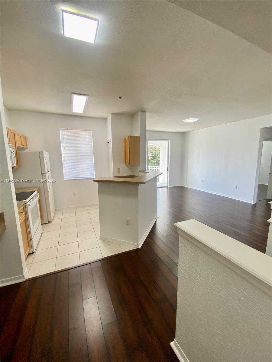 RESIDENCES AT LEGACY PLAC - Residential