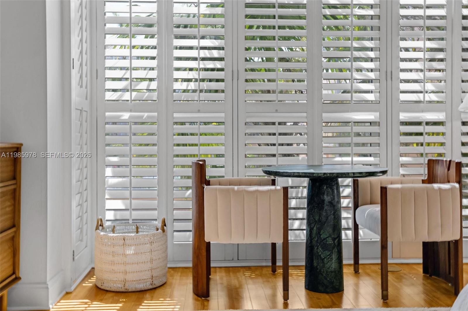 LAKE VILLA ONE CONDO - Residential Lease