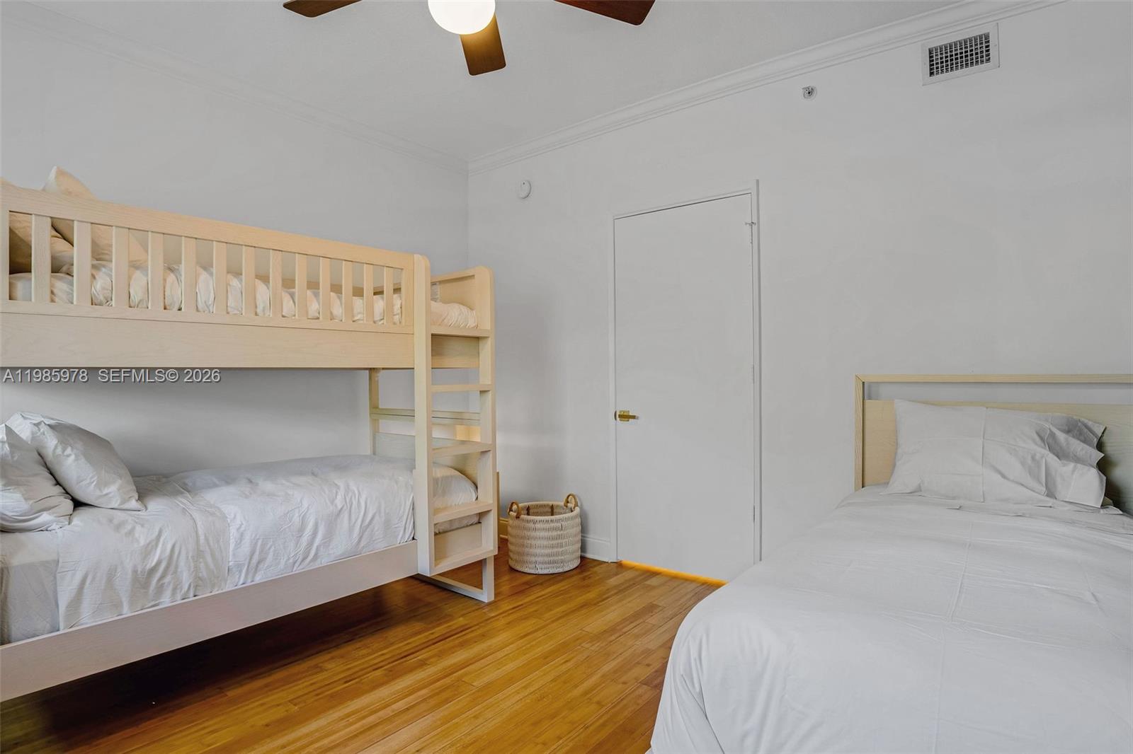 LAKE VILLA ONE CONDO - Residential Lease