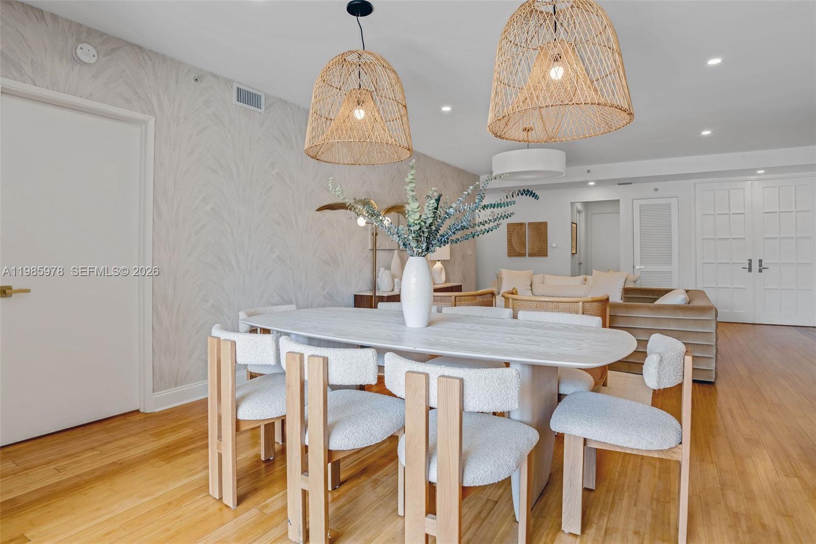 LAKE VILLA ONE CONDO - Residential Lease