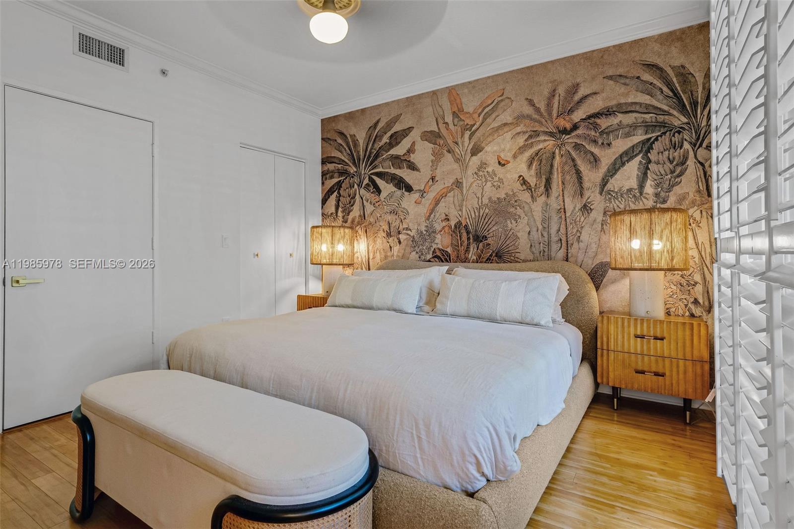 LAKE VILLA ONE CONDO - Residential Lease