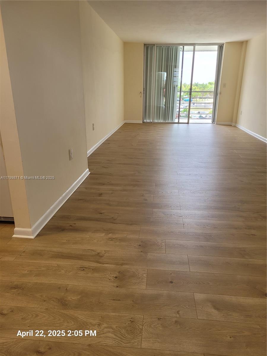 EL CONQUISTADOR NORTH CON - Residential