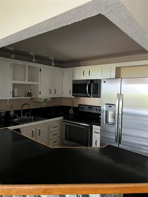 MLS: A11782567