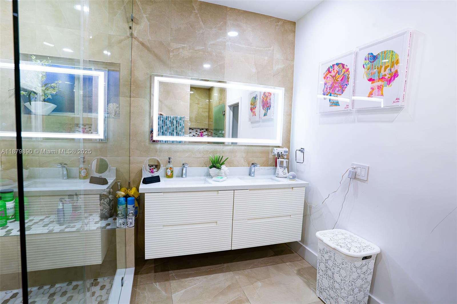 TENNESSEE ESTATES - Residential