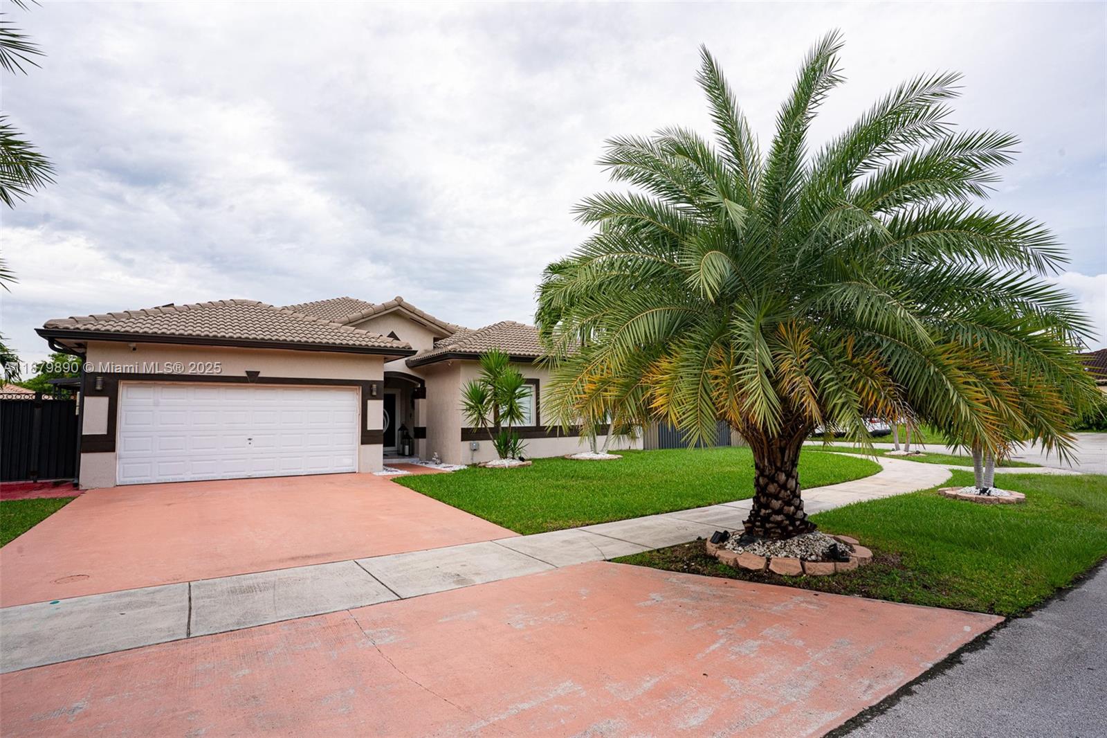 TENNESSEE ESTATES - Residential