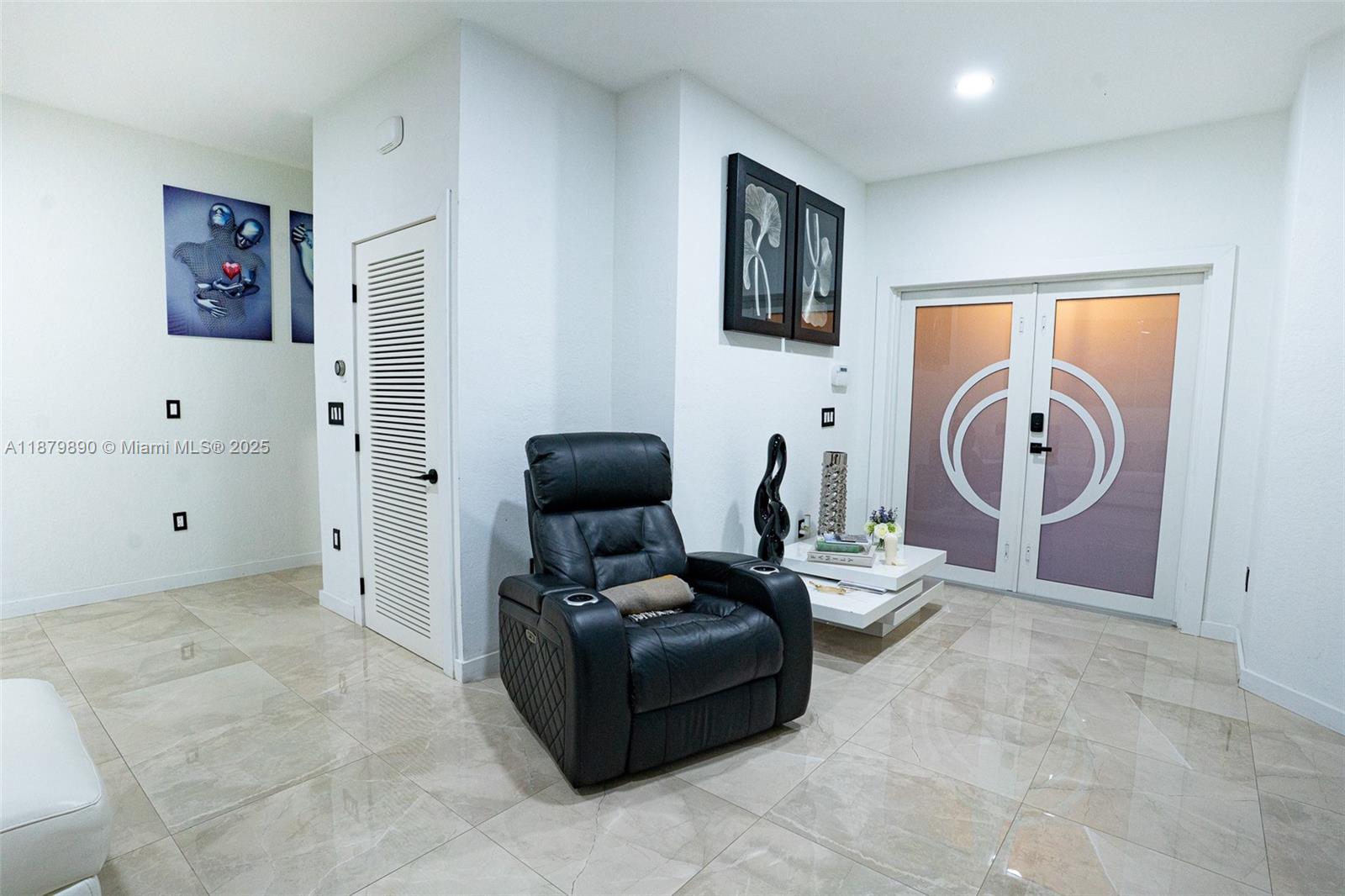 TENNESSEE ESTATES - Residential