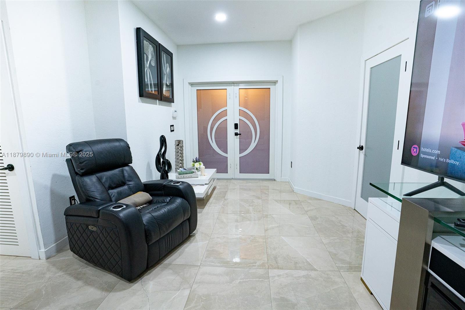 TENNESSEE ESTATES - Residential