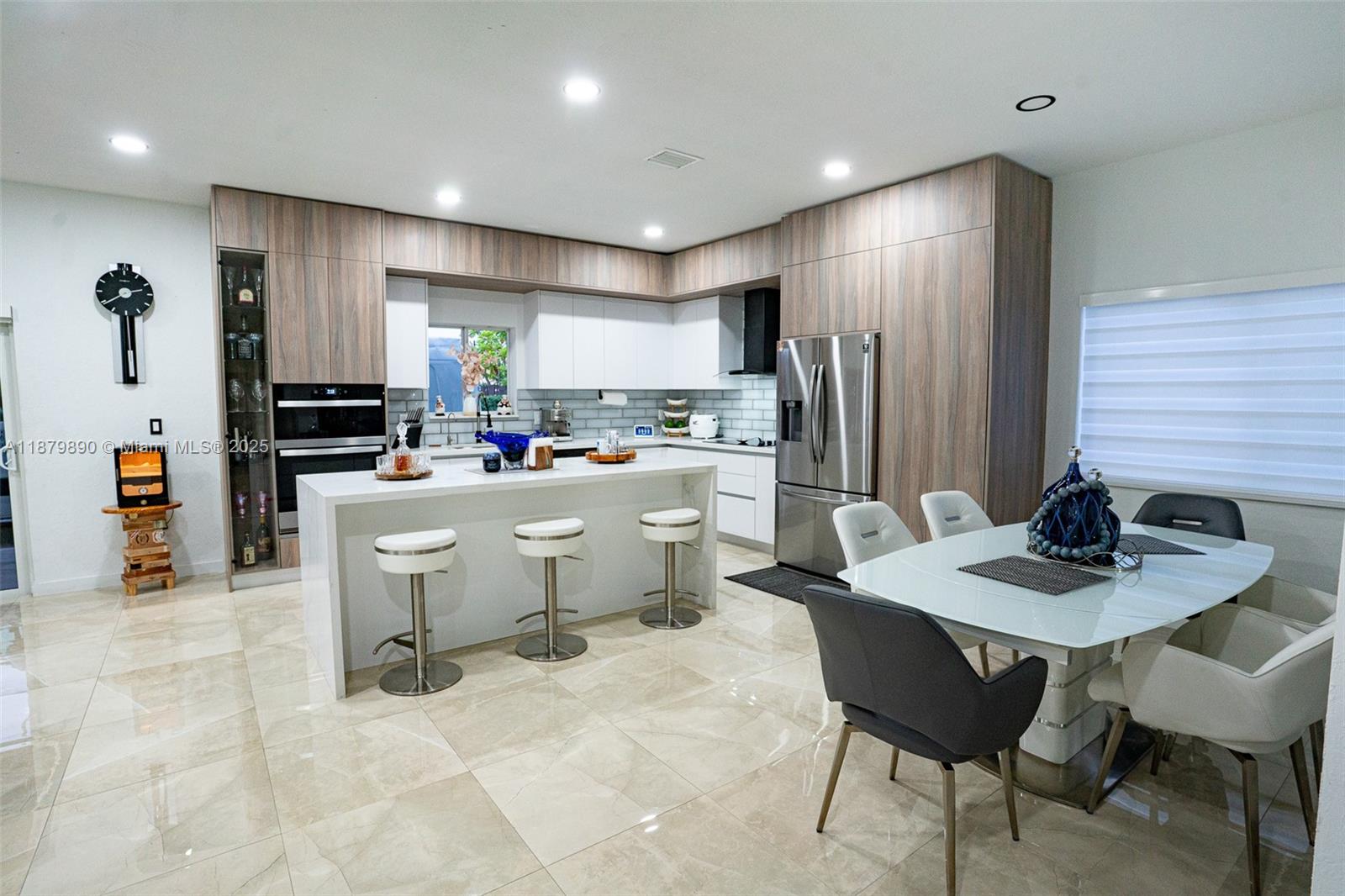 TENNESSEE ESTATES - Residential