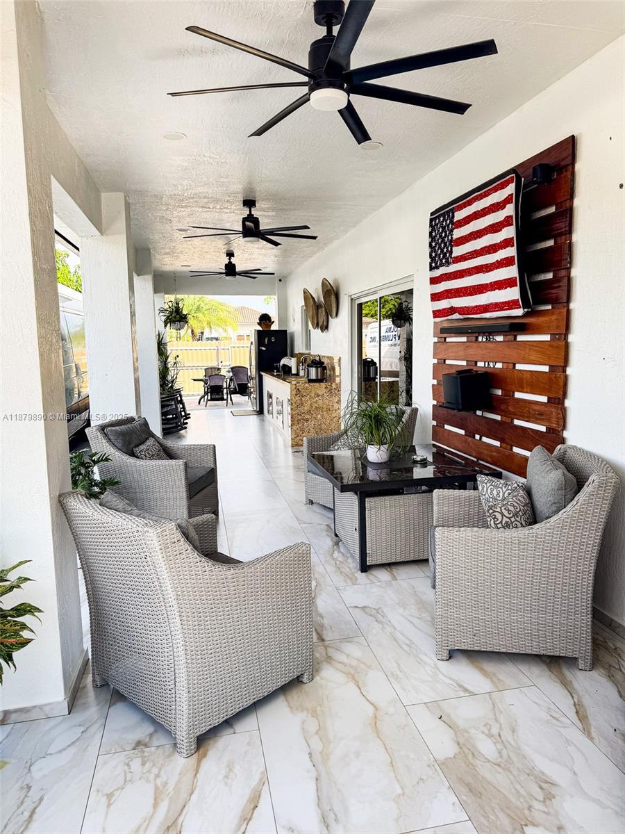 TENNESSEE ESTATES - Residential