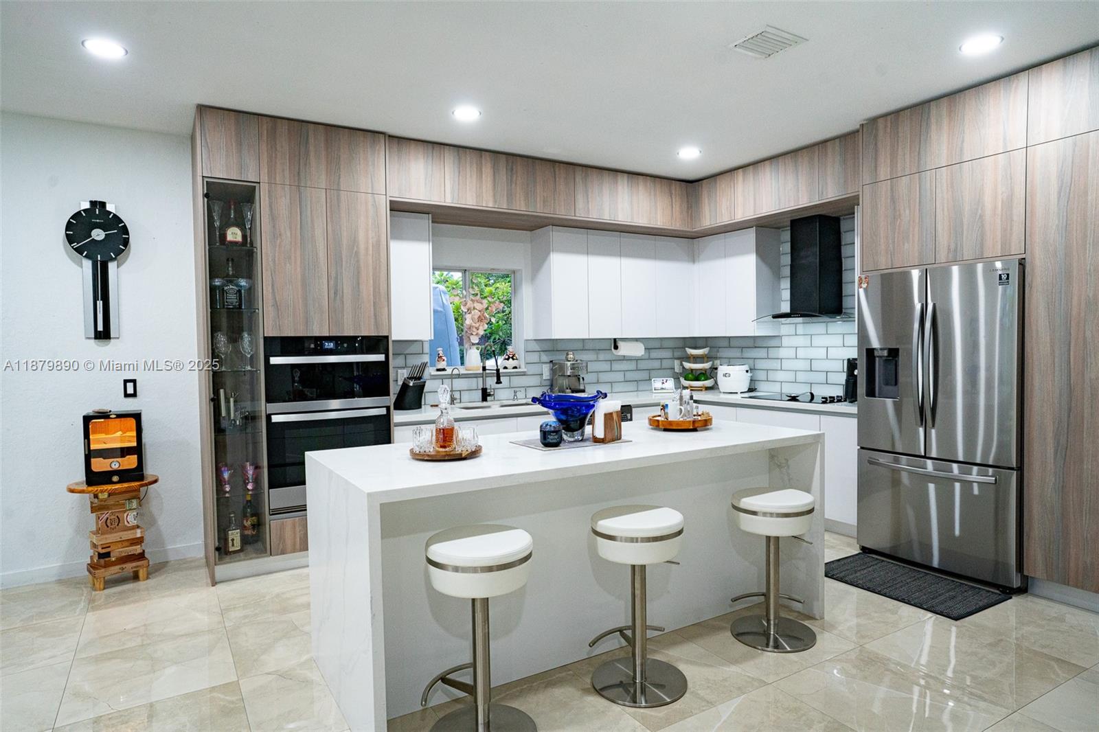 TENNESSEE ESTATES - Residential