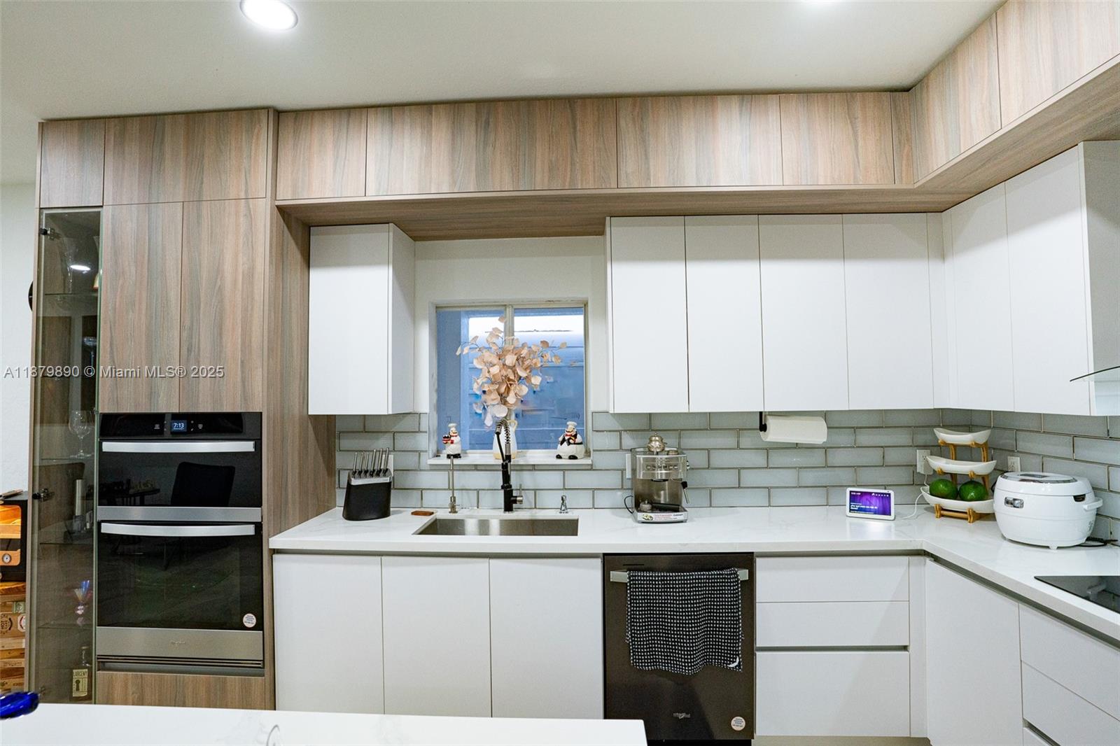 TENNESSEE ESTATES - Residential