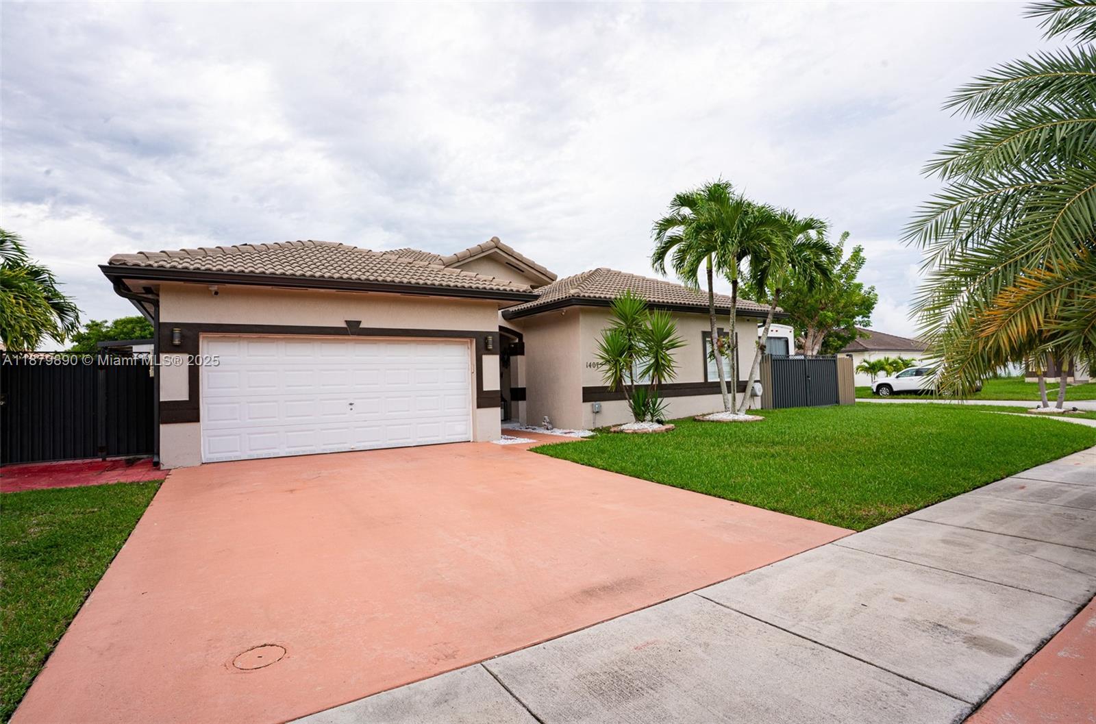 TENNESSEE ESTATES - Residential