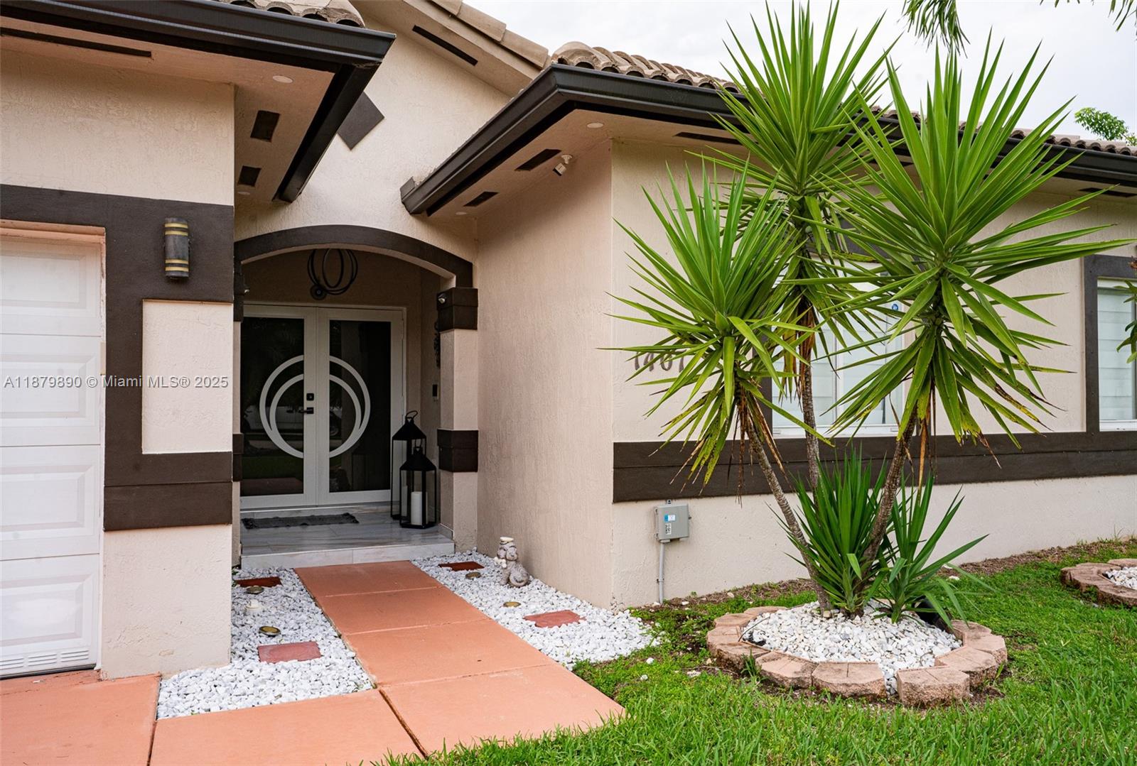 TENNESSEE ESTATES - Residential