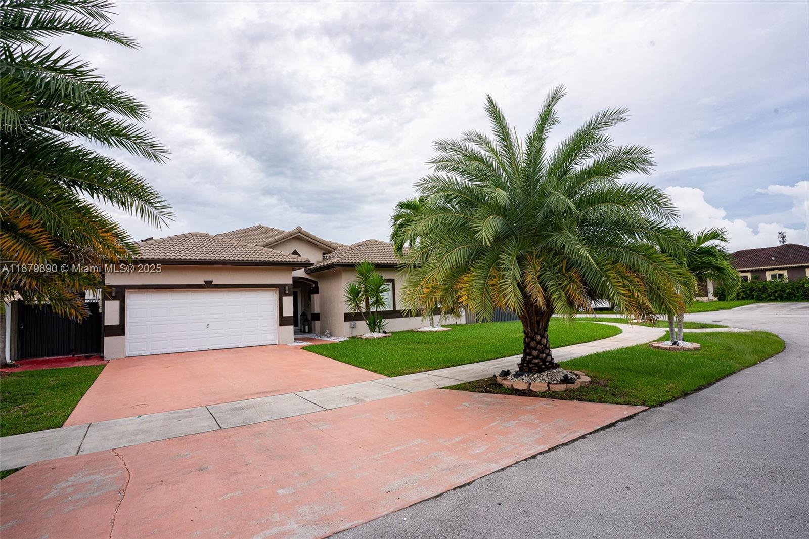 TENNESSEE ESTATES - Residential