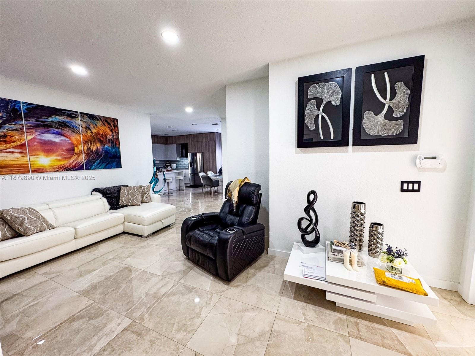 TENNESSEE ESTATES - Residential