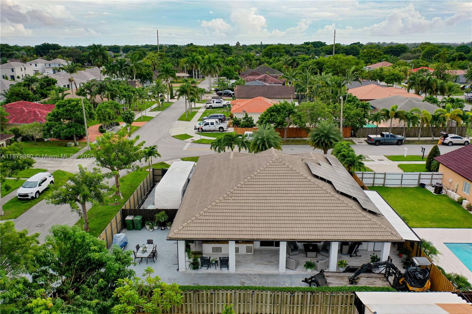 TENNESSEE ESTATES - Residential