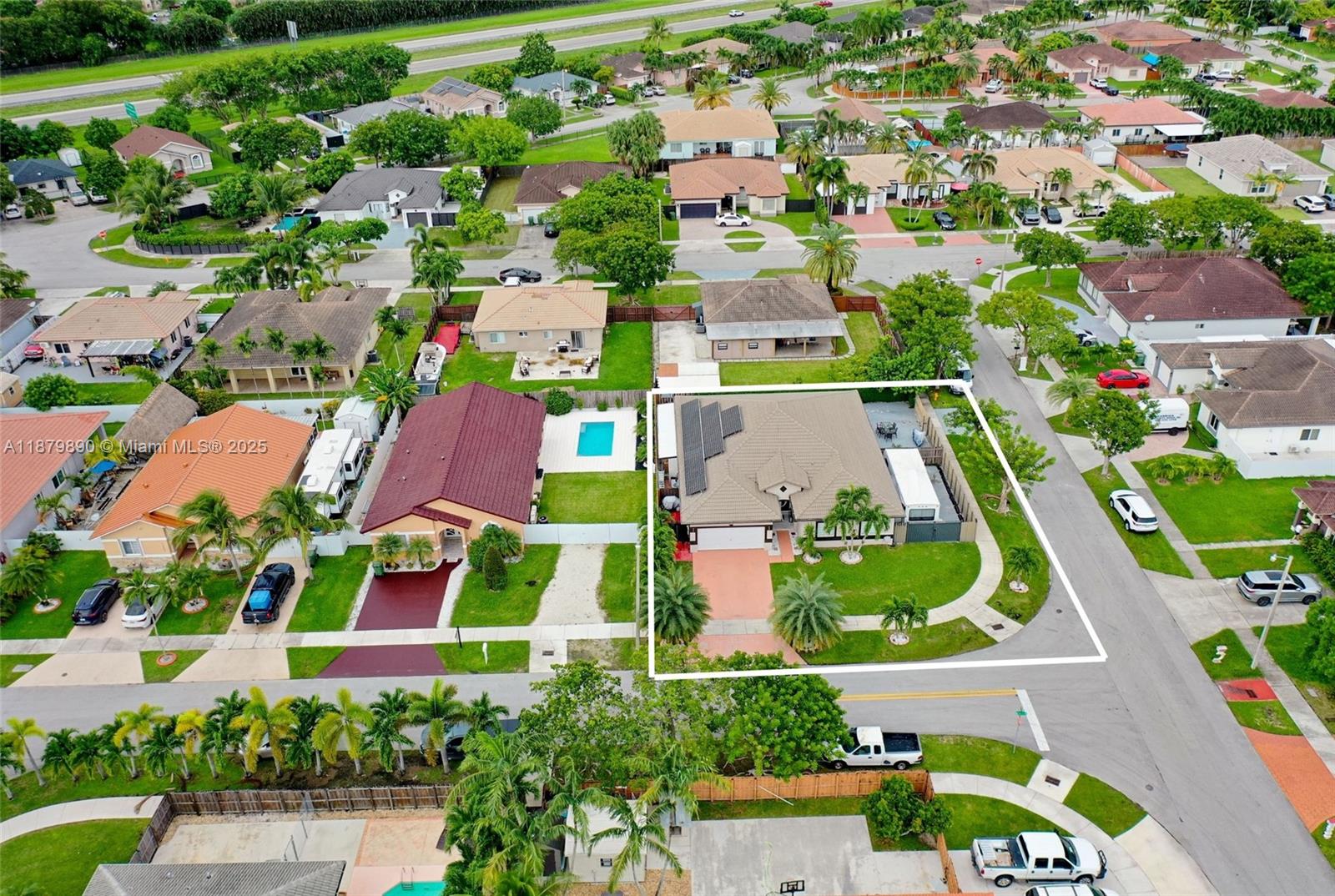 TENNESSEE ESTATES - Residential